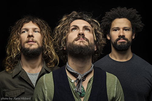 ジョン・バトラー・トリオ(JOHN BUTLER TRIO)