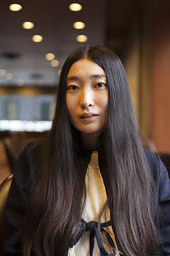 多彩なゲストミュージシャンを迎えた、寺尾紗穂のニューアルバム『楕円