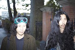 Koichi（Grimm Grimm）×Kohhei（Bo Ningen）のKK晩酌対談が公開！ロンドン在住の日本人ミュージシャン、その盟友同士が語る思いと音楽事情