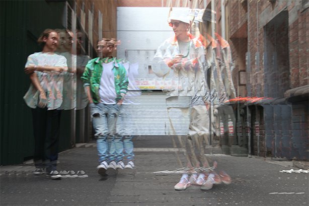 30/70のメンバーとしても活躍する天才ドラマー、ジギー・ツァイトガイストが3/14にリリースした最新アルバム『Zeitgeist Freedom Energy Exchange』から「Marcus Garvey」のスタジオ・ライヴ映像が公開！