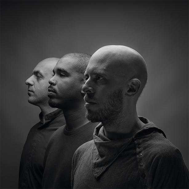 新世代ジャズ・シーン屈指の奇才鍵盤奏者ジェイソン・リンドナーによるバンド・プロジェクト、NOW VS NOW待望の新作！　ジャズの範疇を遥かに超えた恍惚のトランシー・グルーヴが炸裂！