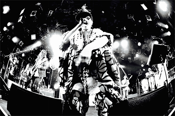 日本のロック史における最重要バンドのひとつ、JAGATARA改めJagatara2020がいよいよ奇跡の復活目前！！ライブ会場先行販売ほか店舗限定特典＆パネル展の開催も決定！