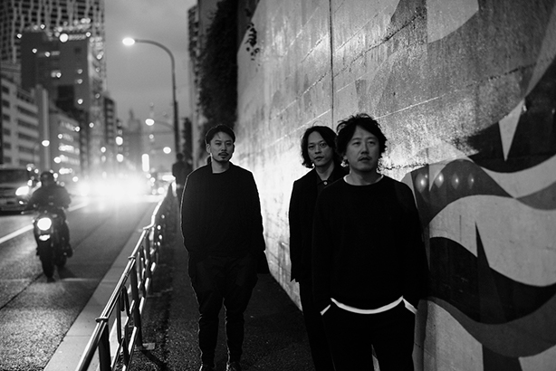 新定義する原理原則のmouse on the keys 彼らが発明し、彼らにしか出来ない、ピアノとドラムによるミニマルなオルタナティブミュージックという音楽の原理原則をいま改めて定義する。ファン待望の4th EP "Arche"リリース決定!