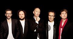 なんとバンド形式で録音されたというJazzanovaの新作アルバム『ファンクハウス・スタジオ・セッションズ』から、新曲「アイ・ヒューマン」のPVが公開中!!