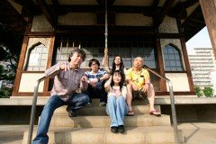 突然段ボール企画「第9回 深谷ロックフェスティバル」｜13.01.05(土)JR深谷駅1Fギャラリー｜出演：突段、知久寿焼、ホルモン鉄道(石川浩司＆大谷氏)、Fancy Num Num、シマシマエレクトリック